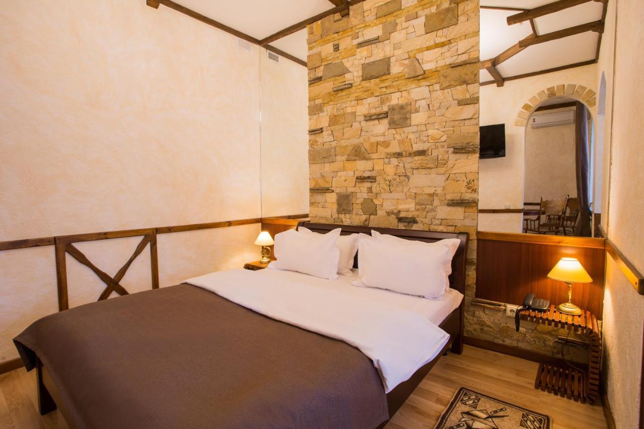 Spa-Hotel Myslyvskiy Dvir Kijev Szoba fotó