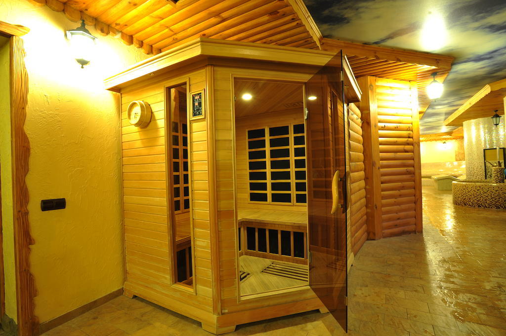 Spa-Hotel Myslyvskiy Dvir Kijev Kültér fotó