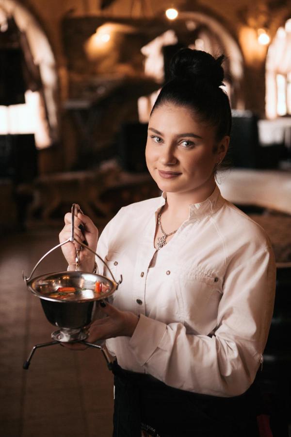 Spa-Hotel Myslyvskiy Dvir Kijev Kültér fotó