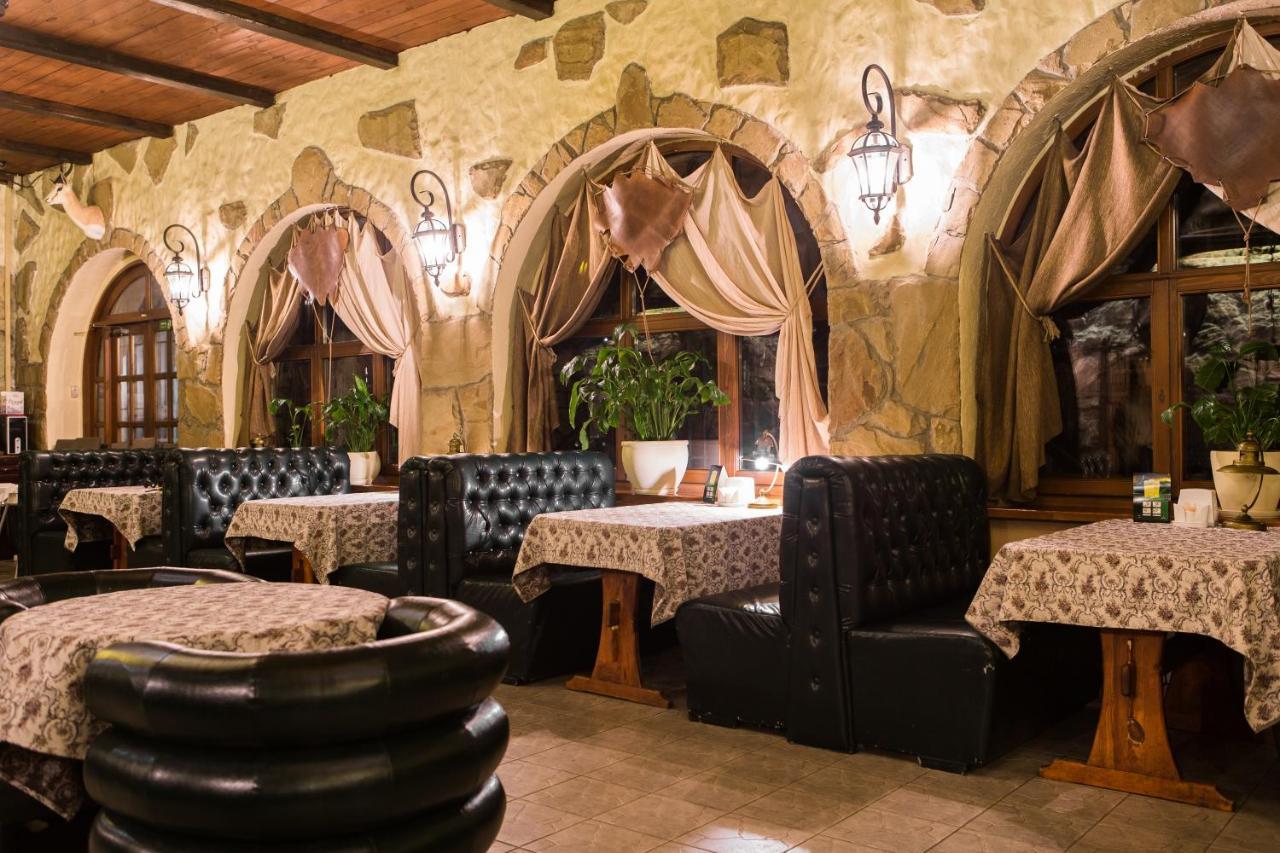 Spa-Hotel Myslyvskiy Dvir Kijev Kültér fotó